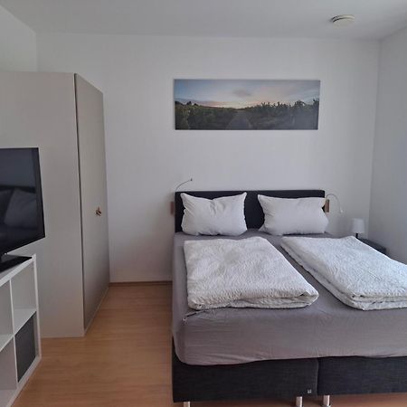 Ferienwohnung Markert - Neben Den Weinbergen Randersacker Exterior photo