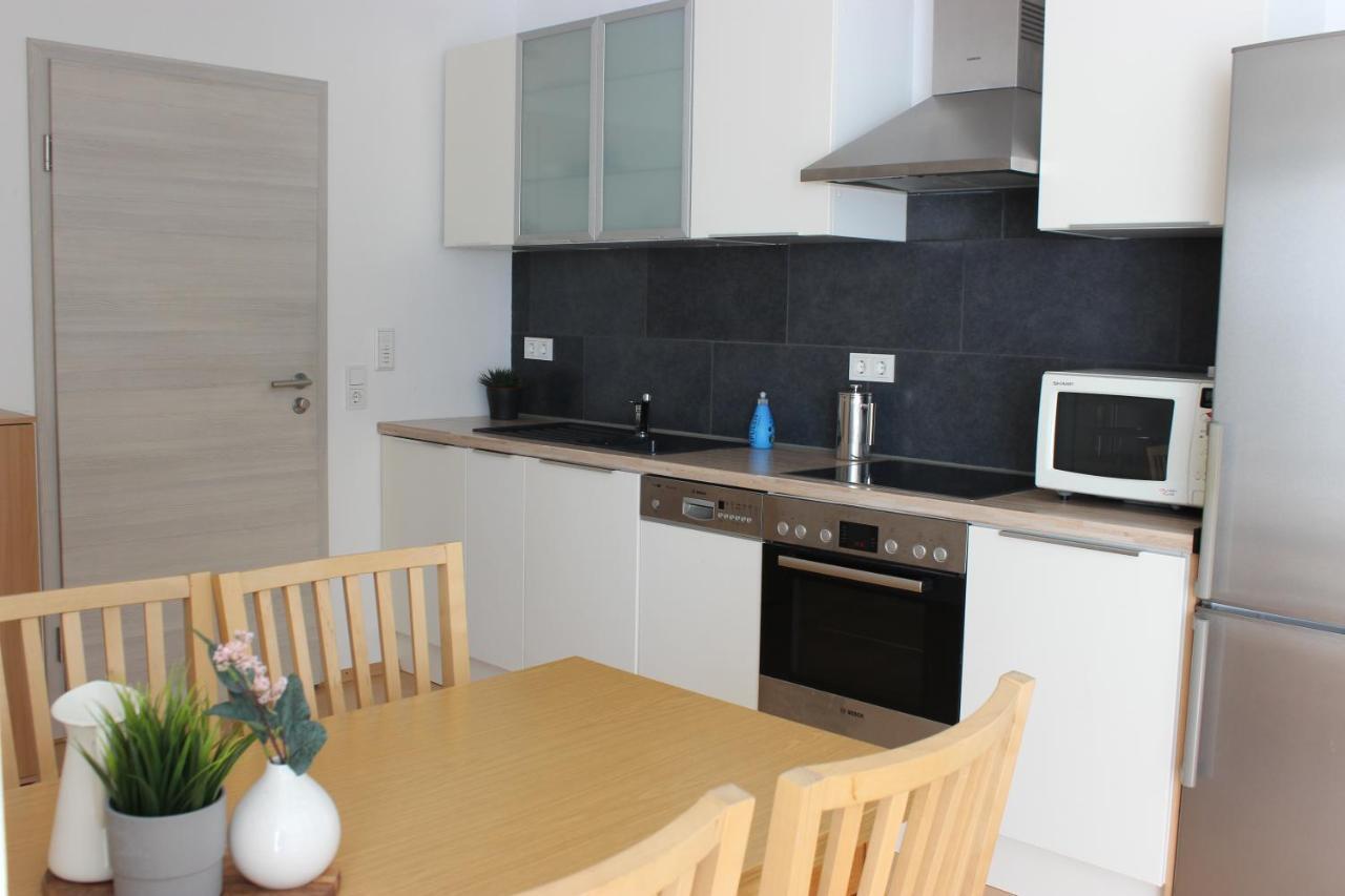 Ferienwohnung Markert - Neben Den Weinbergen Randersacker Exterior photo